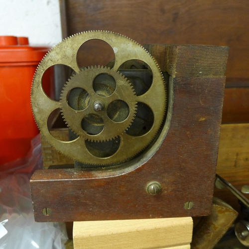 2195 - Carpenter's wooden tool box with a quantity of woodworking tools including a Record No.4 plane