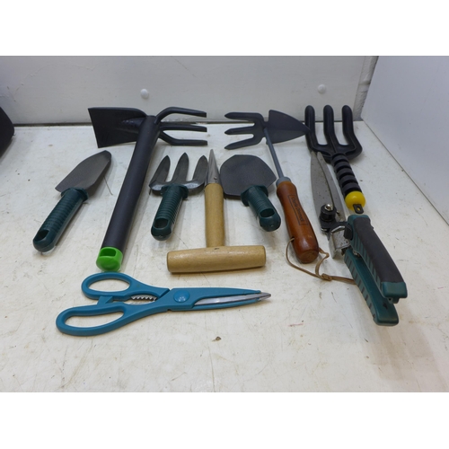 2220 - Box of gardening items (all unused): secateurs, gloves, tools, etc.