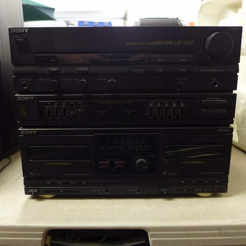 2249 - Sony compact hi-fi component system LBT-V502