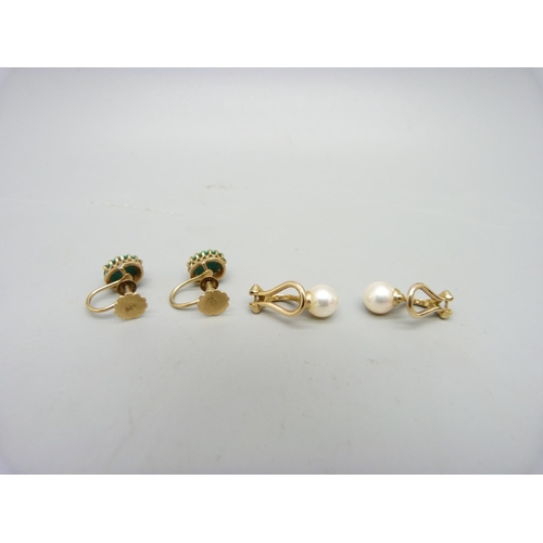 1007 - Two pairs of 9ct gold earrings, clip-on pearl and screw back turquoise, total weight 4.4g