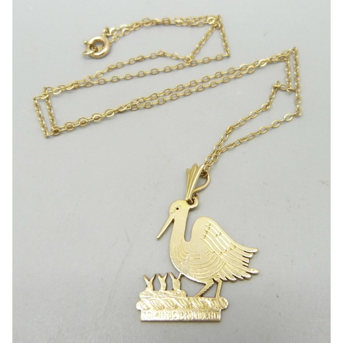 1022A - A 9ct gold 'stork' pendant on a 9ct gold chain, total weight 3.7g