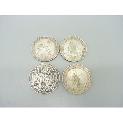 1023 - Three South African five shillings coins, (500 silver), 85g, and an Egyptian 20 Piastres coin, (800 ... 