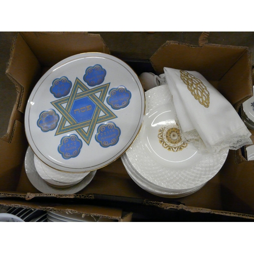 1066 - Five boxes of dinnerwares, various makers and patterns **PLEASE NOTE THIS LOT IS NOT ELIGIBLE FOR PO... 