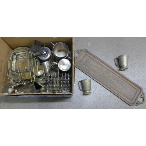 1087 - A box of silver plated items, tankards, trays, etc. **PLEASE NOTE THIS LOT IS NOT ELIGIBLE FOR POSTI... 