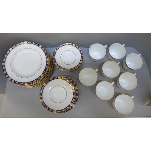 680 - Royal Crown Derby Kedleston tea and dinnerwares, eight tea cups, saucers, tea and side plates (twelv... 