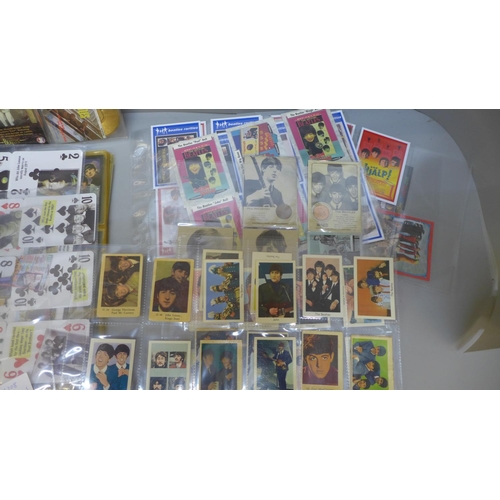 700 - The Beatles trade cards