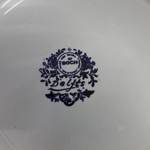 811 - A Delftware charger marked Boch