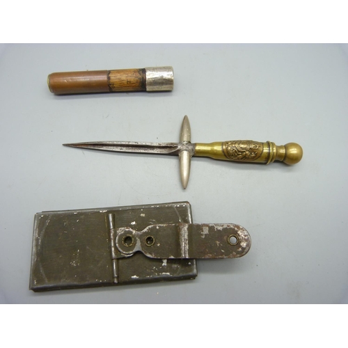 867 - A soldier's mirror and a small trench art dagger