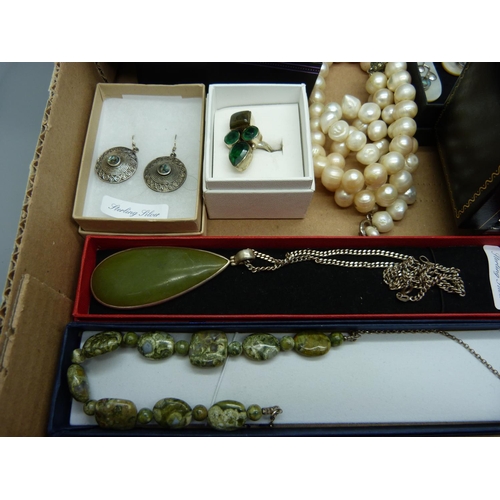 886 - A collection of silver and silver mounted jewellery including some set with abalone and mother of pe... 