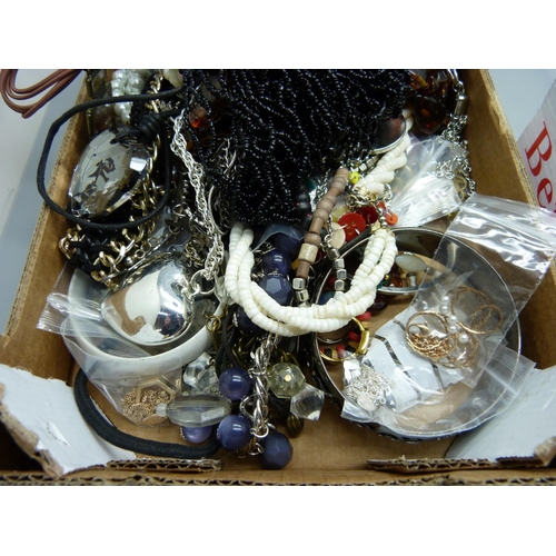 914 - Two boxes of costume jewellery