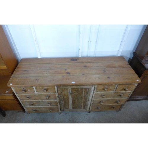 149 - A Victorian pine dresser