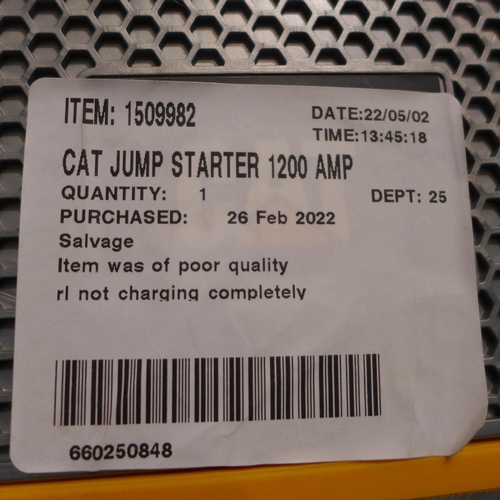 3135 - Cat jump starter ( 255-802)  * This lot is subject to vat