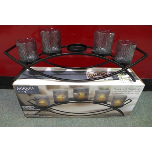 3226 - Mikasa Arch Candle Holder (255-188)   * This lot is subject to vat