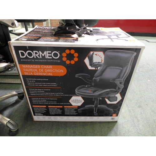 3298 - Dormeo True Innovation Managers Chair 2, original RRP £164.99 + VAT  (255-163)   * This lot is subje... 