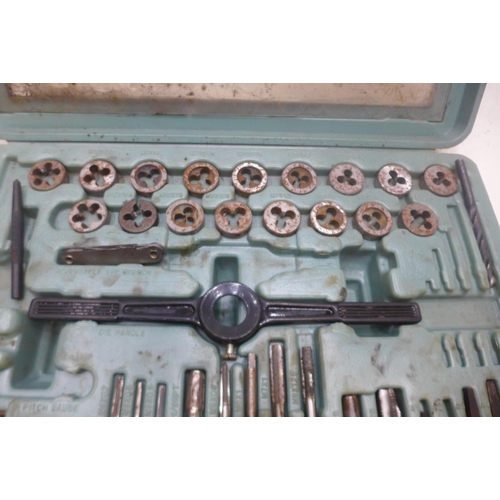 2021 - A part cased tap and die set in plastic case