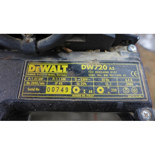 2084 - Dewalt DW720 radial arm saw - W