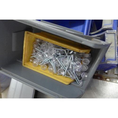 2099 - Approx. 20 linn bins, rack and approx. 50 roofing screws