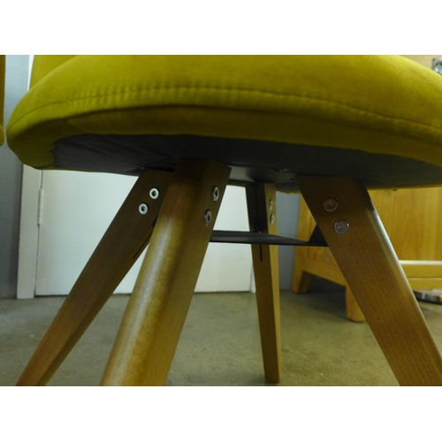 1459 - A pair of mustard yellow mid century style dining chairs