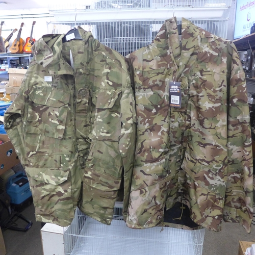 2181 - Two unused military/combat smocks camouflage hooded jackets one Nato issue, size 6070 and L