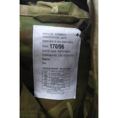 2181 - Two unused military/combat smocks camouflage hooded jackets one Nato issue, size 6070 and L