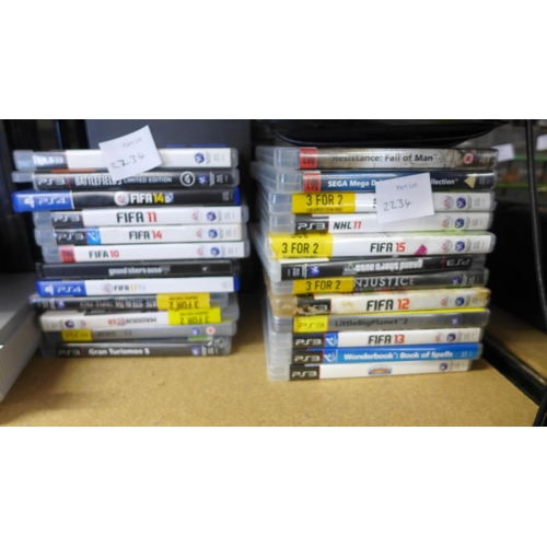 2234 - Playstation job lot: PS4 consoles, 2 PS3, 2 PS2 and a PS1 consoles with approx 50 PS3 and 4 games