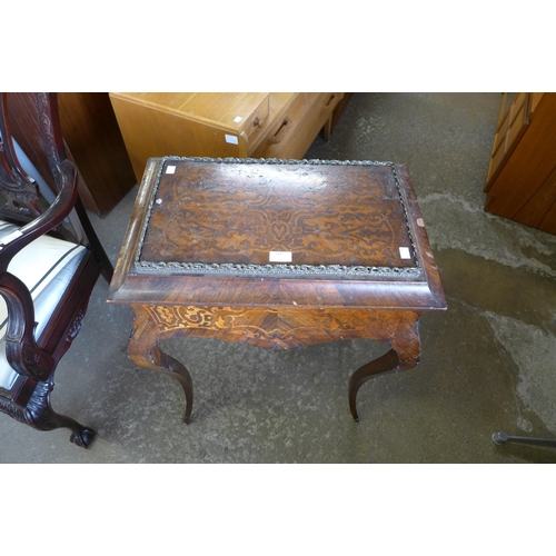 149 - A 19th Century French inlaid rosewood jardiniere/table