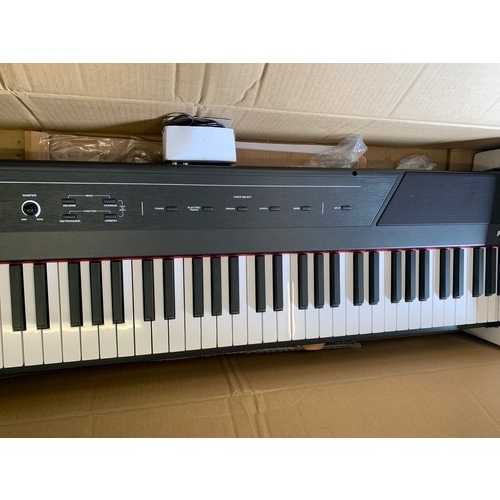 2162 - Alesis Recital full size electric keyboard