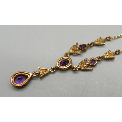 1088 - A 9ct gold, amethyst and diamond necklet, 3.2g