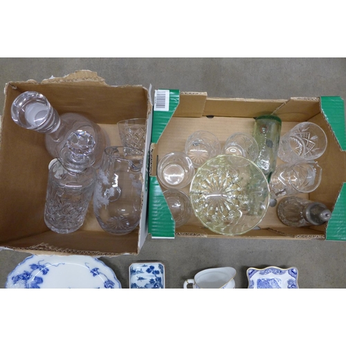 1125 - Two boxes of mixed glassware and four pieces of blue and white china **PLEASE NOTE THIS LOT IS NOT E... 