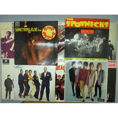 690 - 1960's EP records including The Beatles, Rolling Stones, The Move, etc. (10)