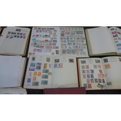 706 - A collection of stamps, part full albums