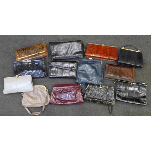 719 - A collection of vintage handbags