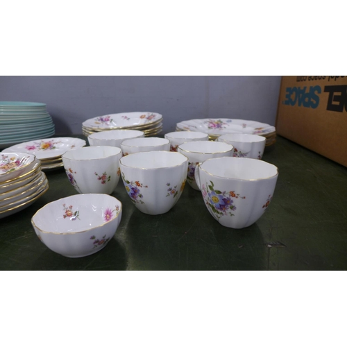 765 - A collection of Royal Crown Derby Derby Posies tea and tableware **PLEASE NOTE THIS LOT IS NOT ELIGI... 