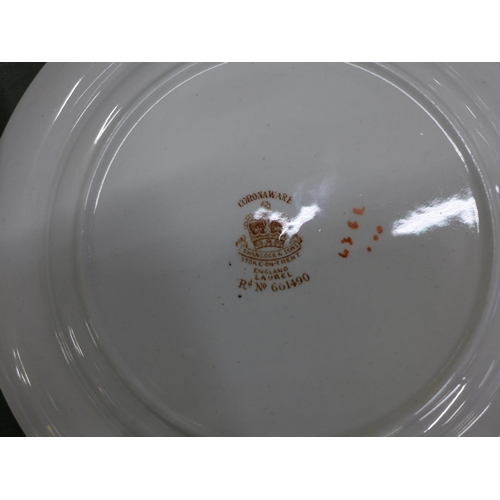 769 - Coronaware Laurel dinnerware, 37 pieces **PLEASE NOTE THIS LOT IS NOT ELIGIBLE FOR POSTING AND PACKI... 