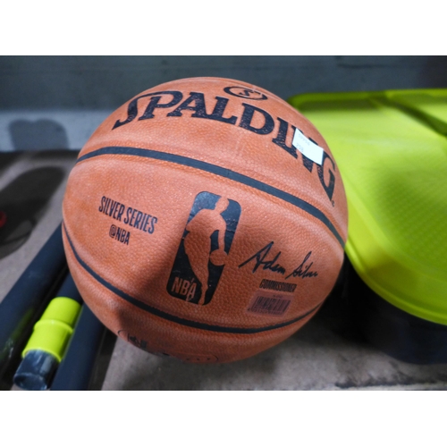 3272 - Swingball All Surface Pro and a Spalding NBA Basketball  (258-390,394,400)   * This lot is subject t... 