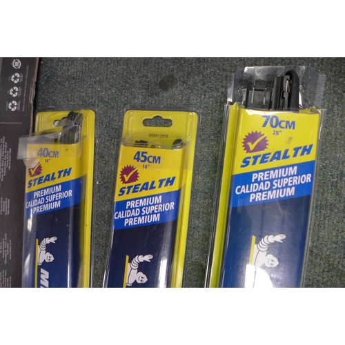 3425 - 3 Michelin Stealth Wiper Blades (16