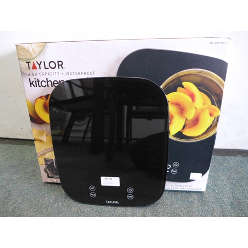 3070 - Taylor Kitchen Digital Black Scales, (258-239)   * This lot is subject to vat