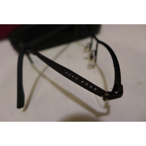 3123 - Hugo Boss Black metal glasses (55x18) (0940 2P6) , Original RRP £107.86 + vat, (258-419)   * This lo... 