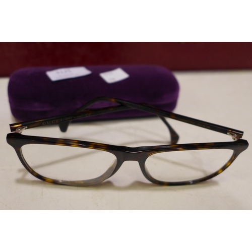 3125 - Gucci Tortoiseshell Plastic Glasses (GG0554O), original RRP £179.77 + VAT, (258-261)   * This lot is... 