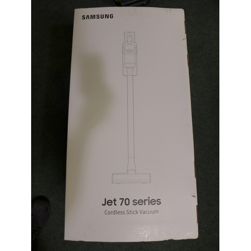 3135 - Samsung Jet 70 Pet Vacuum Cleaner with battery and charger, original RRP £289.99 + VAT, (258-302)   ... 