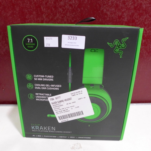 3233 - Razer Kraken Green Gaming Headset, (258-228)   * This lot is subject to vat