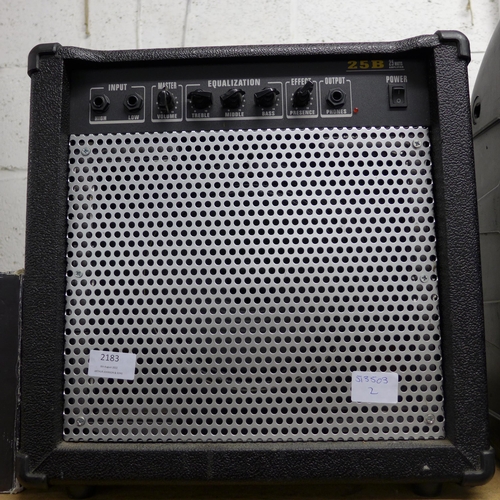 2183 - Bass amp (25w)