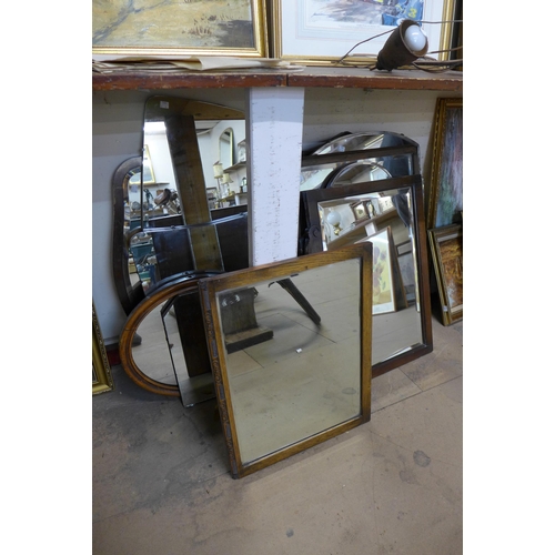 373A - Fourteen assorted mirrors