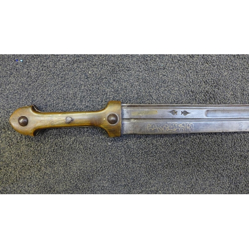 805 - An Arabic sword with horn handle