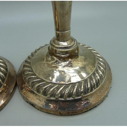 818 - A pair of silver candlesticks, a/f, 18.5cm