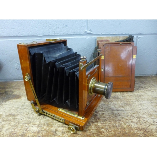 997 - A Pearson & Denham Loidis folding camera and a Rolleicord TLR camera