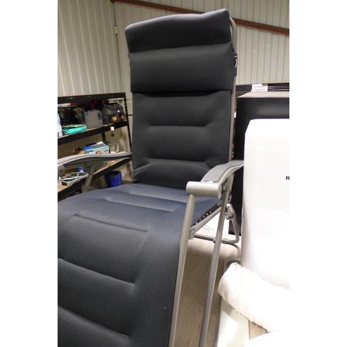 3242 - Lafuma Padded Recliner, Original RRP £139.99 + vat  , (258-357)   * This lot is subject to vat