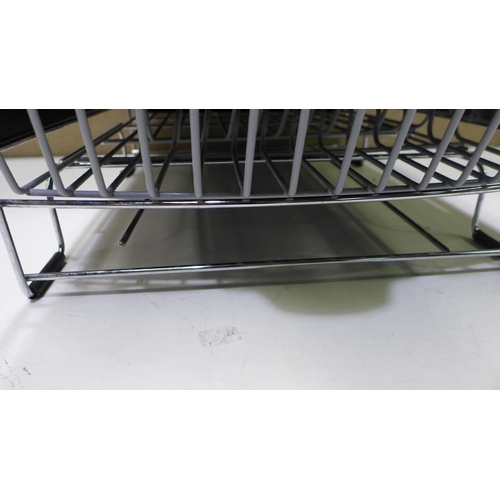 3297 - Sabatier expandable Dishrack (262-258)  * This lot is subject to vat