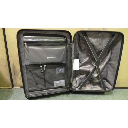 3304 - Samsonite Endure Hardside Silver Suitcase Set, original RRP £132.99 + VAT    (262-249)  * This lot i... 