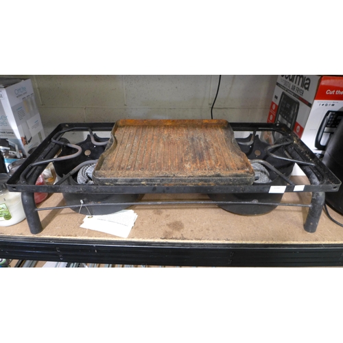 3180 - Camp Chef Camp Stove With Griddle, original RRP £139.99 + VAT , (258-189)   * This lot is subject to... 